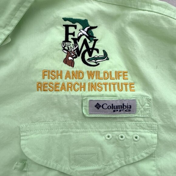 Columbia PFG Fish And Wildlife Research Institute Green Shirt Size Medium - Picture 3 of 8